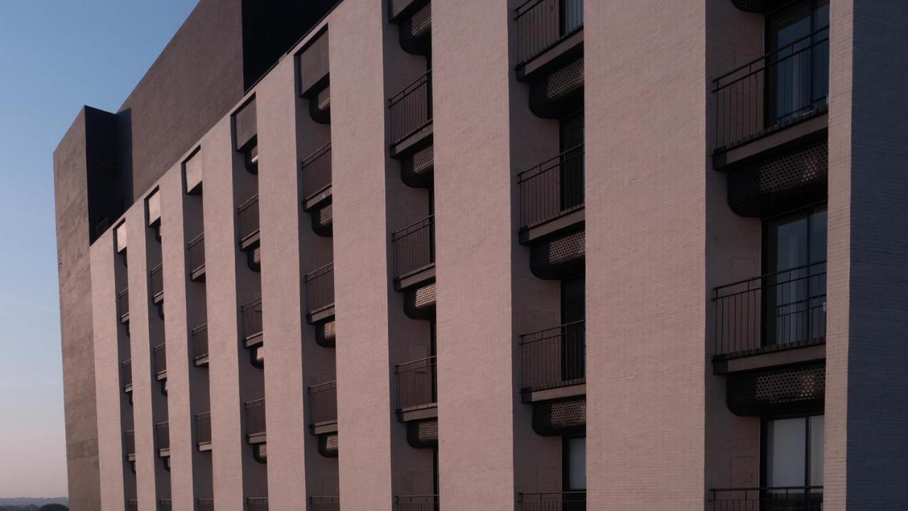Rez Hotel Semarang Buitenkant foto